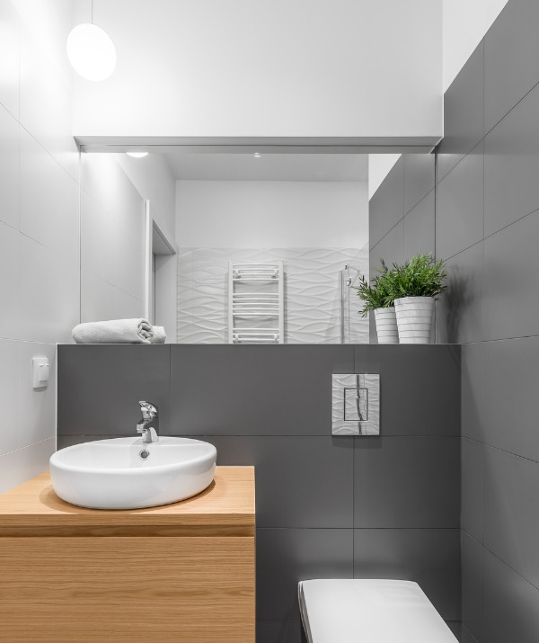 What Colour Goes With Grey Tiles In The Bathroom?