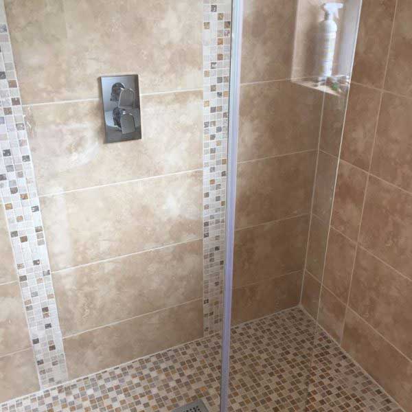 Ensuite-Bathroom-by-Boro-Bathrooms-5-1-600x600