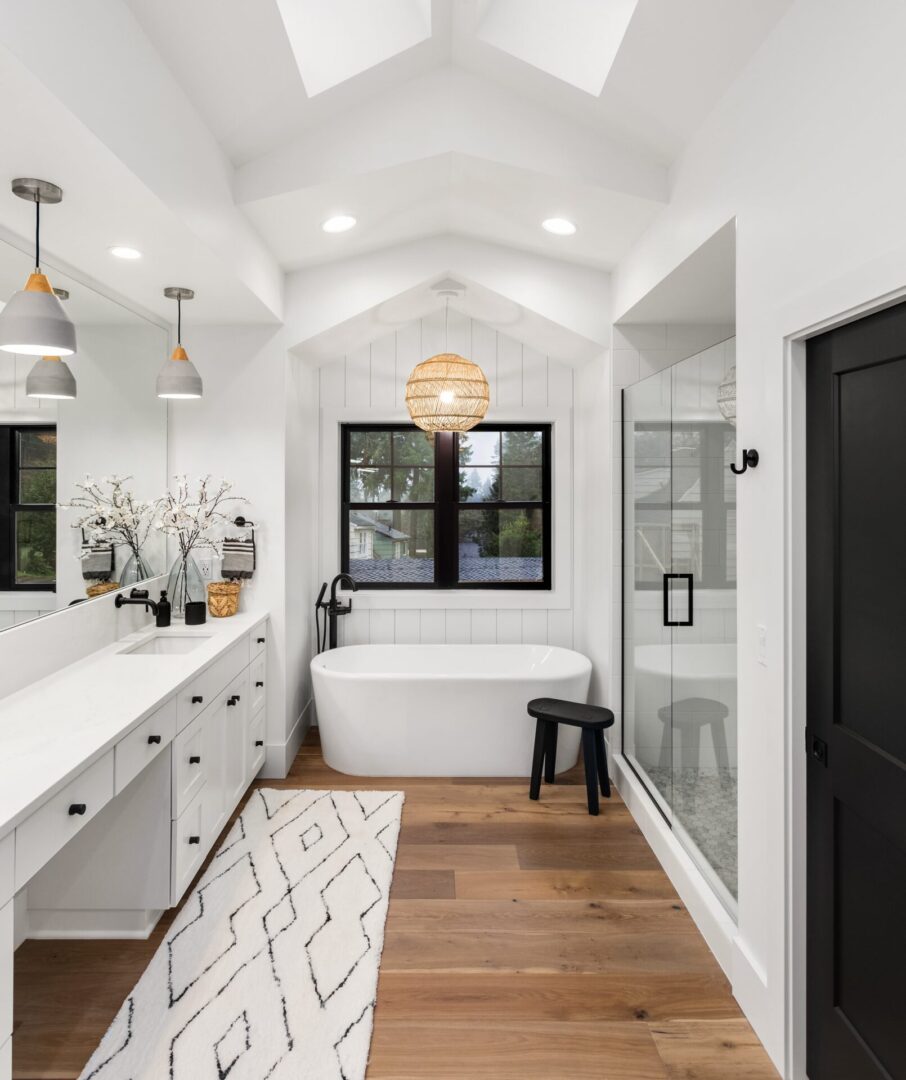 black-and-white-stylish-bathroom